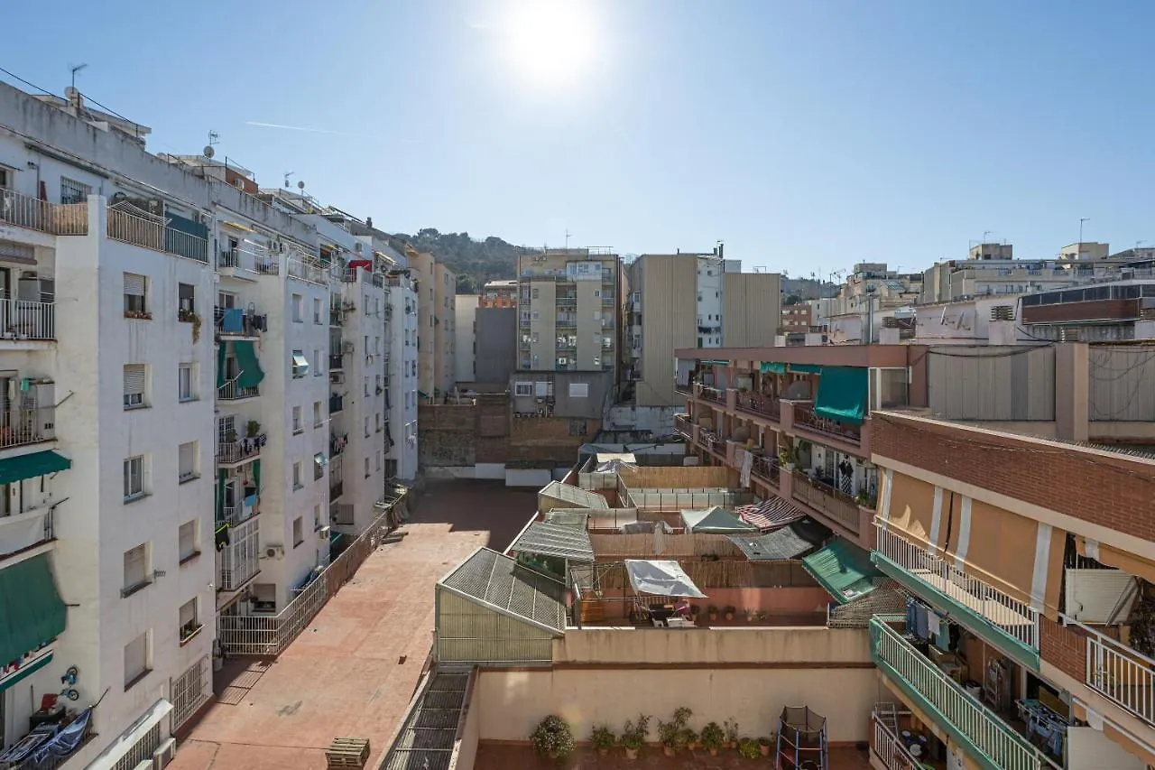 Daire Walk To Las Ramblas Sun-Filled&Cozy Barselona İspanya